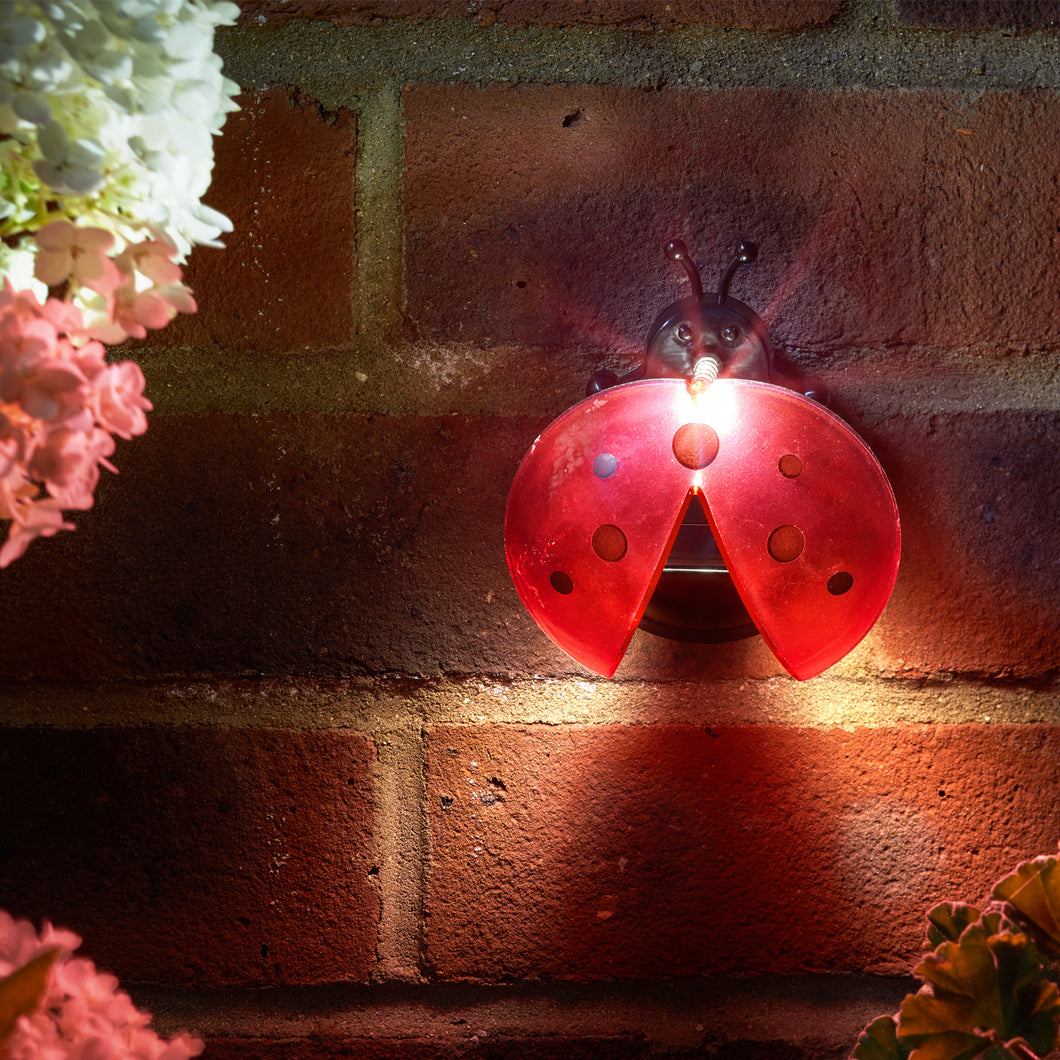 smart garden solar bug light