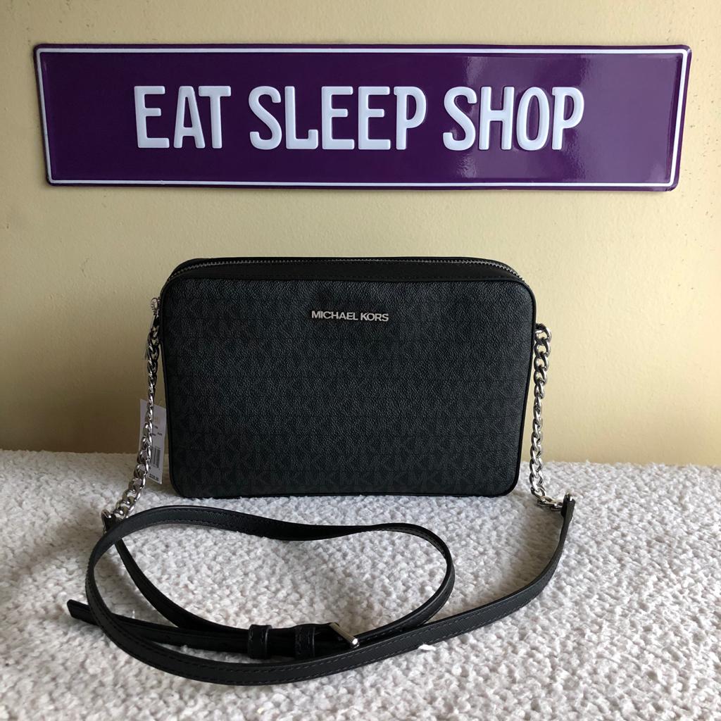 MICHAEL KORS JET SET ITEM LARGE EW CROSSBODY SIGNATURE IN BLACK –  eatsleepshop