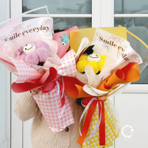 Smiley Happy Face Fresh Flower Bouquet 2 colors