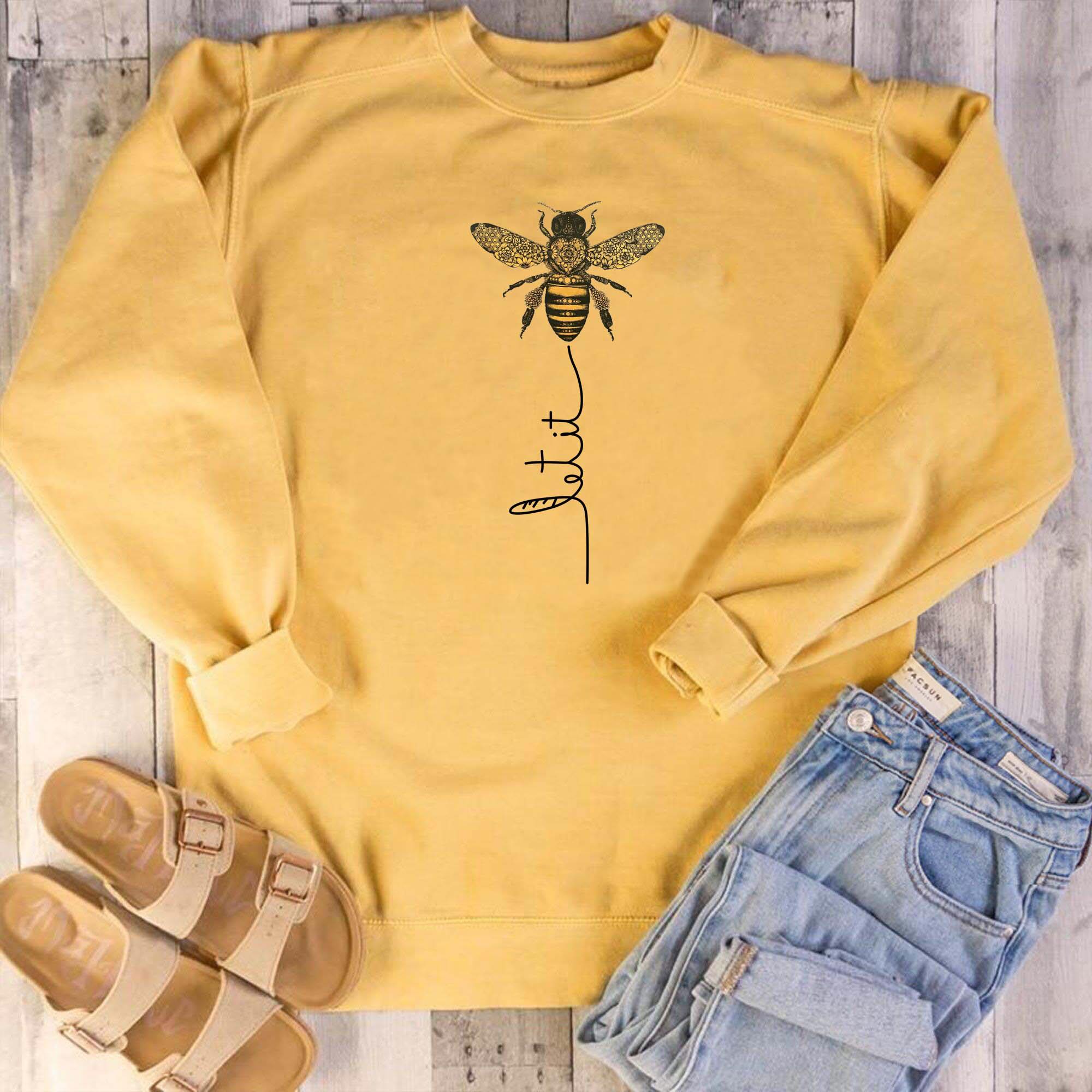 bee sweater