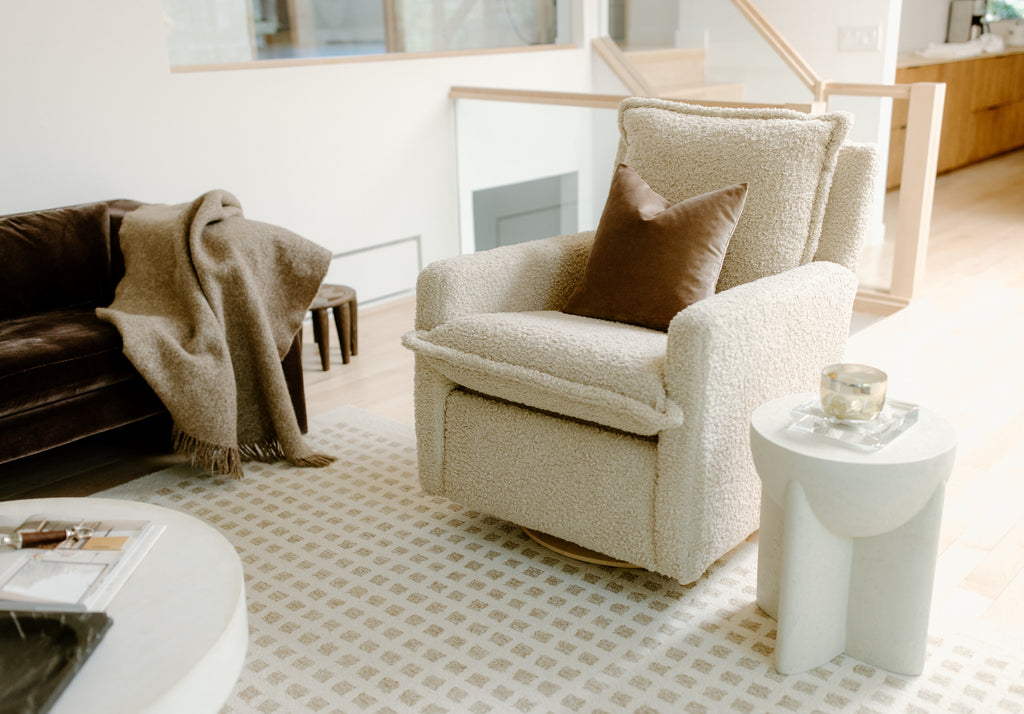 white checkered rug and Oilo Flynn recliner