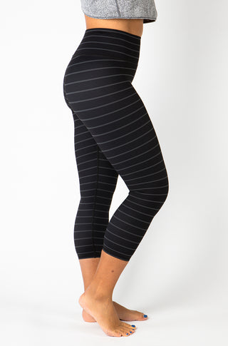 Horizontal Striped Capri Leggings for Yoga and Workout, High