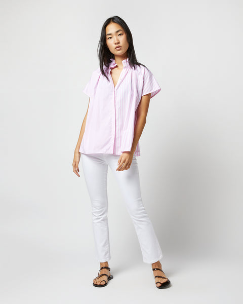 This pink shirt adds an elegant glimpse to the outfit. #daoudtycoons  #danielhechter #danielhechterjo #menfashion #menstyle #styleinspira... |  Instagram