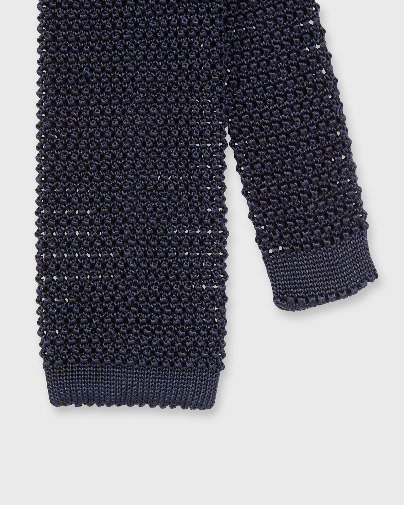 Silk Knit Tie in Dark Navy | Shop Sid Mashburn