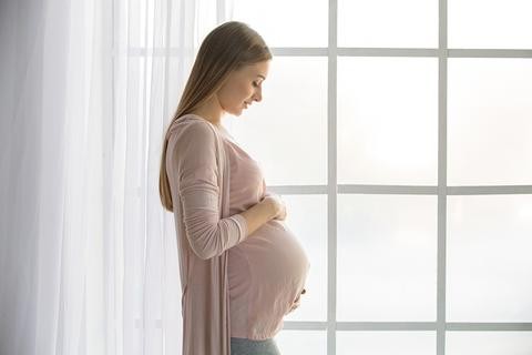 Pregnancy and Lash Lifting – Do Hormonal Changes Affect Your Lash Lift?