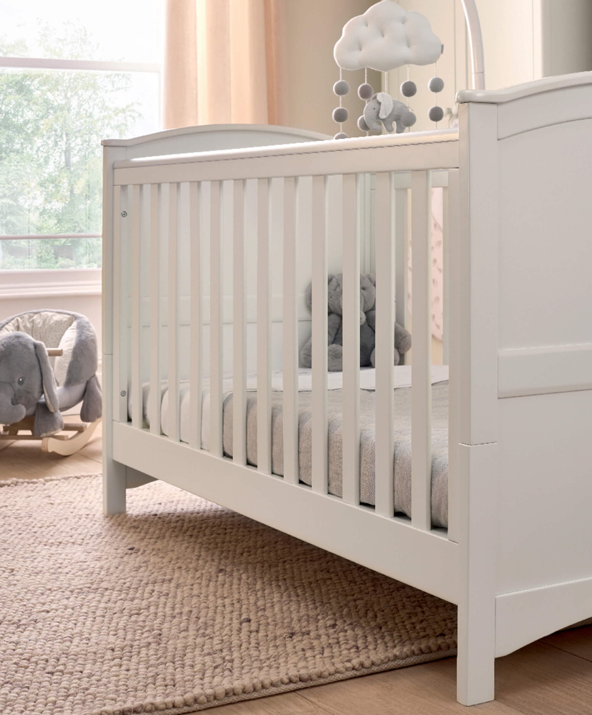 Flyn Baby Cotbed - White