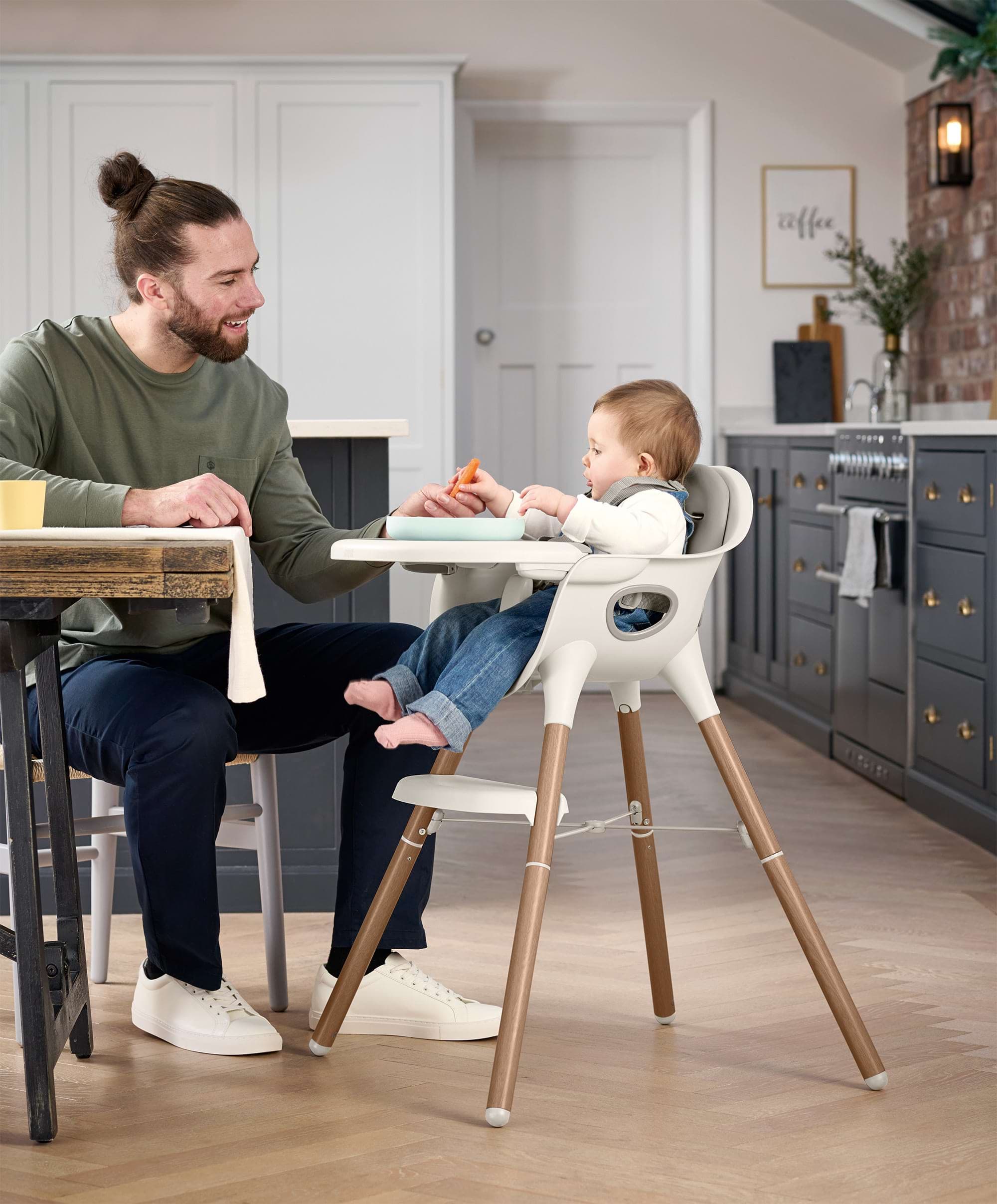 Juice Highchair - Croissant