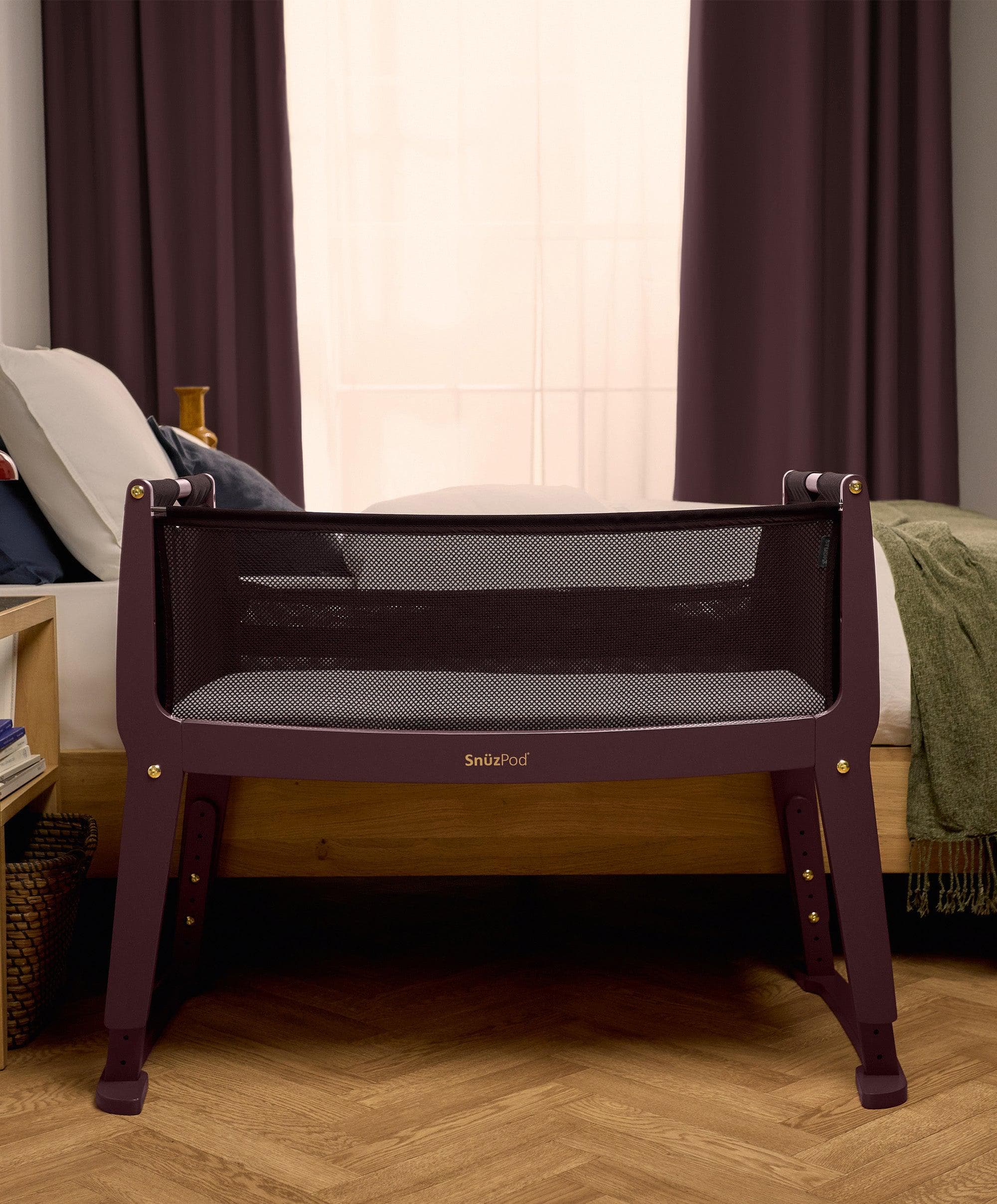 SnuzPod Studio Bedside Crib - Rome