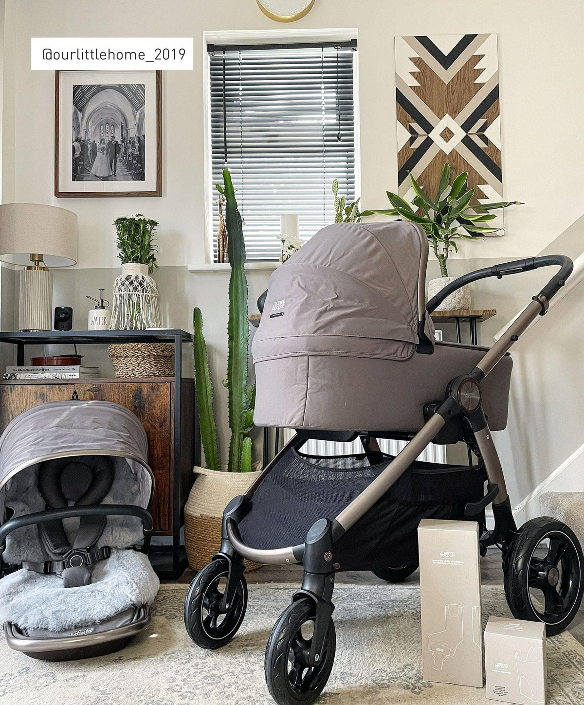 mamas and papas pram with car seat