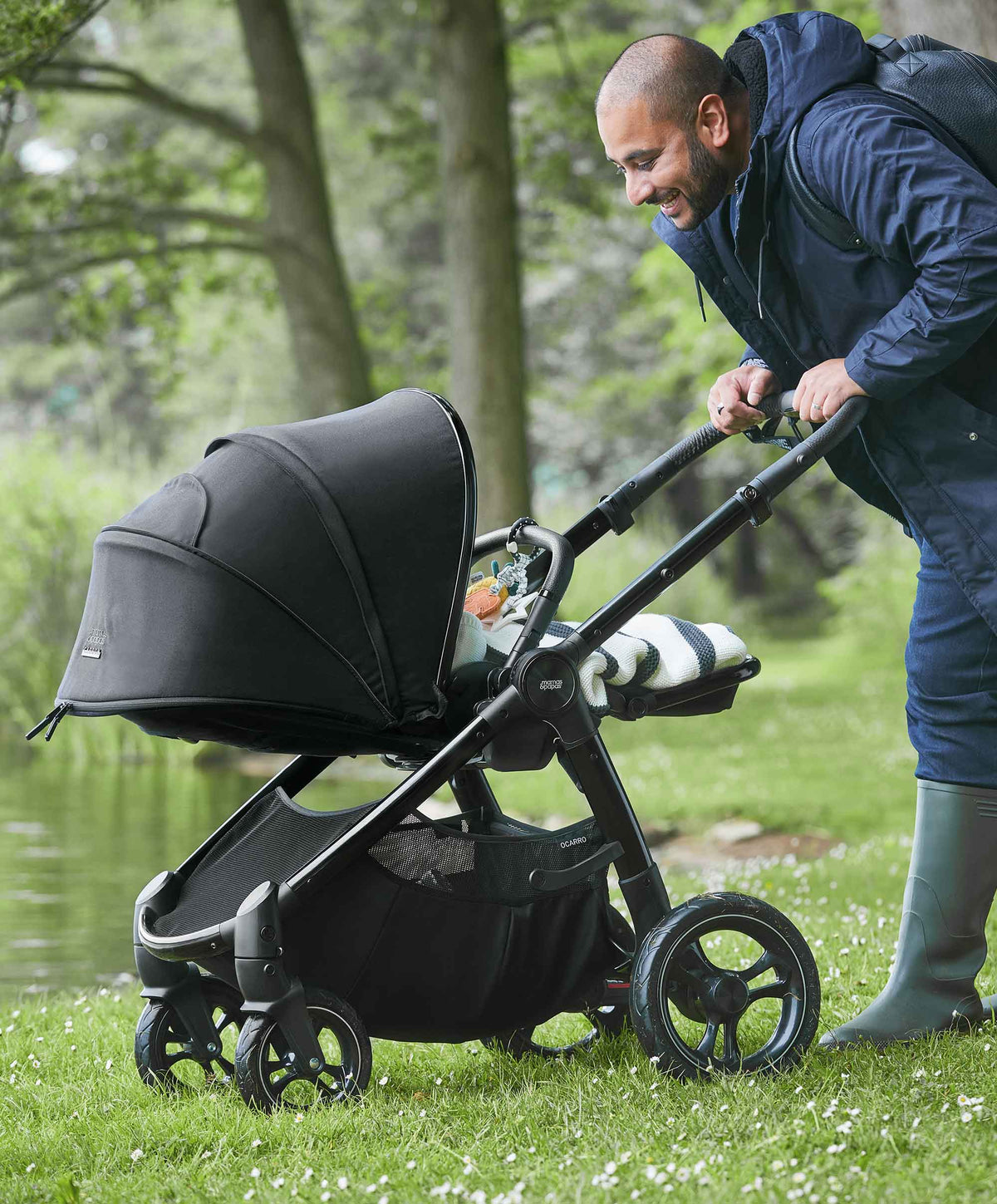 mamas and papas pram with car seat