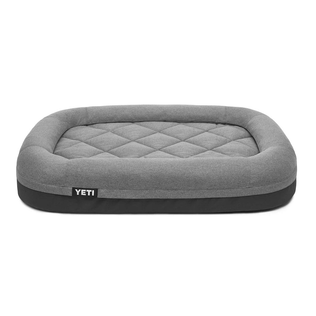 https://cdn.shopify.com/s/files/1/0414/6679/0056/products/dog-bed-yeti_0006_Layer3.jpg?v=1612459832