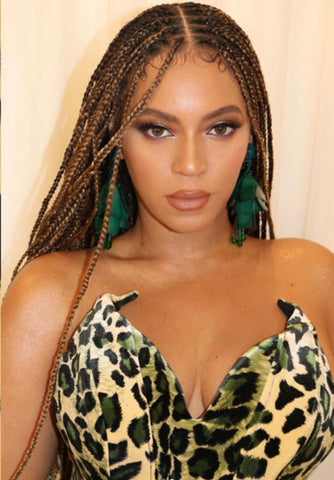 Beyonce, black woman, small knotless braids, honey blonde