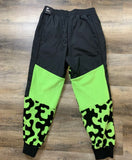 Size XXL Nike Sportswear NYC Parks Fleece Jogger Pants Tech Neon Camo CU1396 313