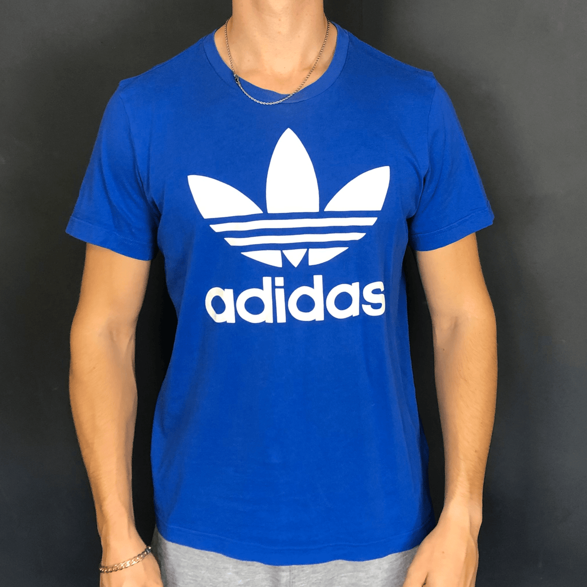 VINTAGE ADIDAS Originals LOGO PRINT T-SHIRT - LARGE - Vintique Clothing