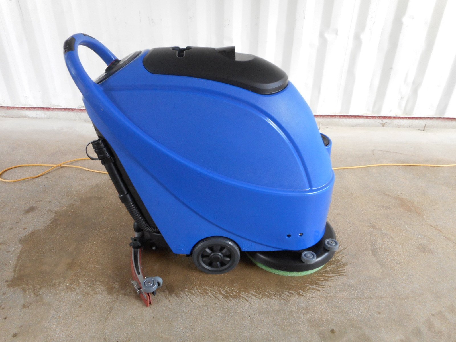 Ca30 17e Electric 17 Corded Floor Scrubber 110v