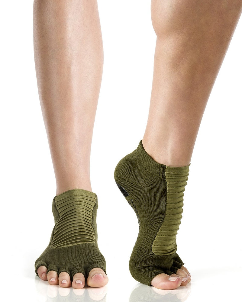 Phish Net Open Toe Grip Sock – Arebesk, Inc.