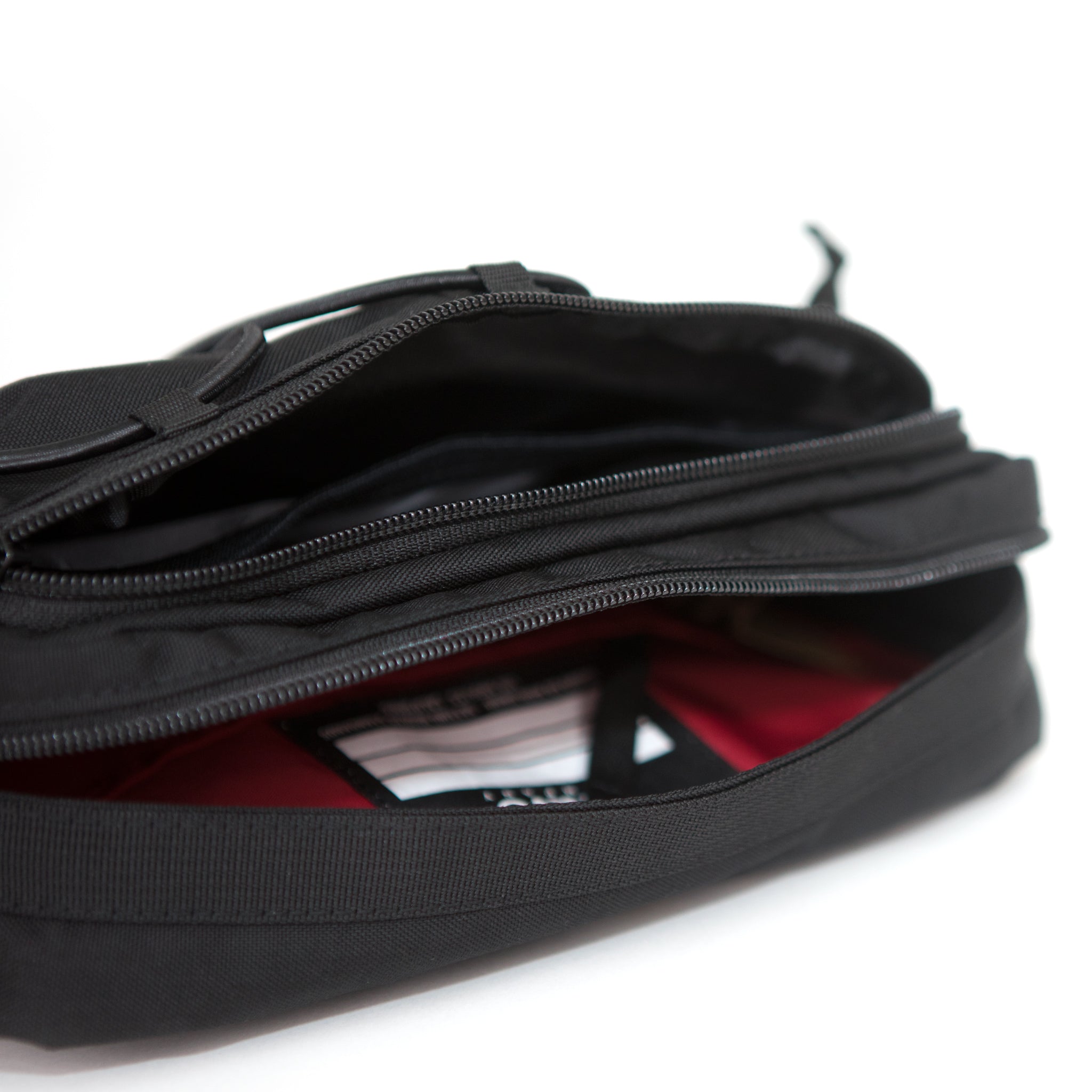 QUARTER BLOCK I (CORDURA/BLACK/RED)