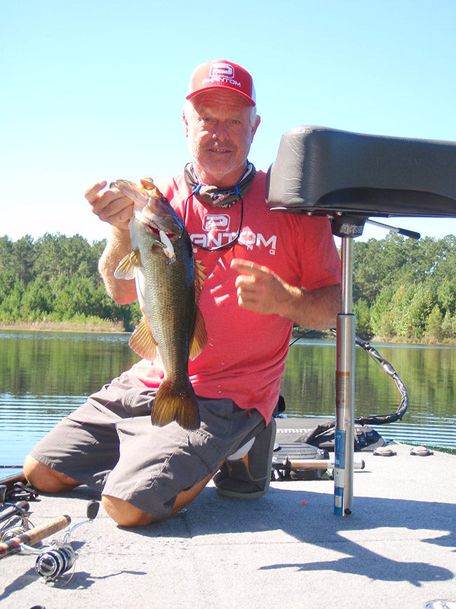 largemouth bass fishing