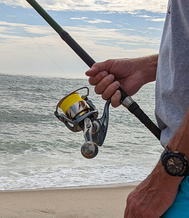 Which one should I get ? Looking for around a 4000 size reel to match with  a 7'6 mojo inshore for saltwater fishing inshore. Cabo , Saragossa, or  tsunami saltx : r/Fishing