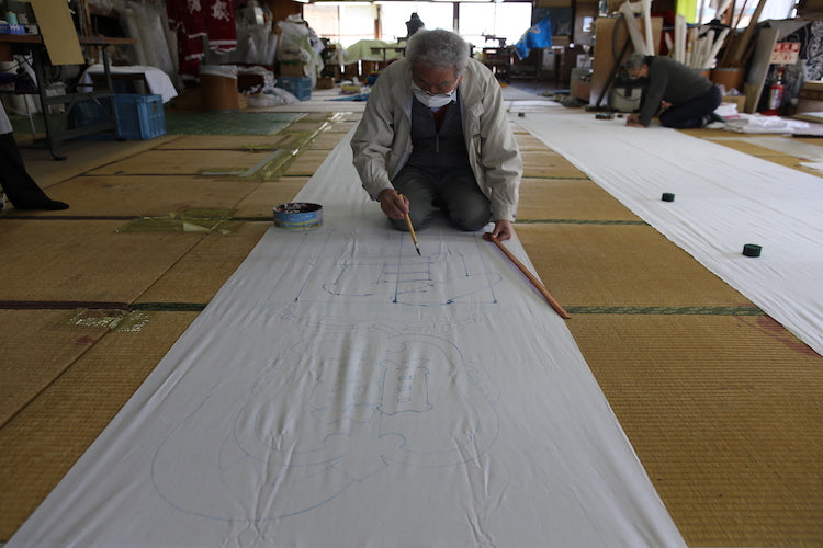 「現代の名工」に選ばれた吉田旗店会長の吉田稔さん