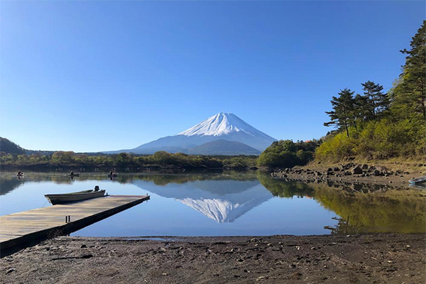 精進湖キャンピングコテージ（山梨）