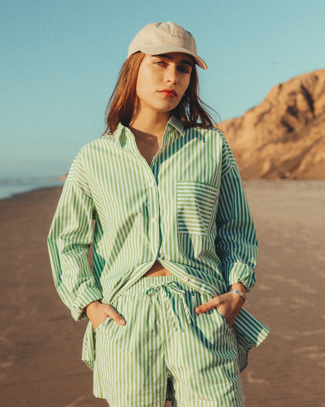 Women's Caps with long hair - look 1