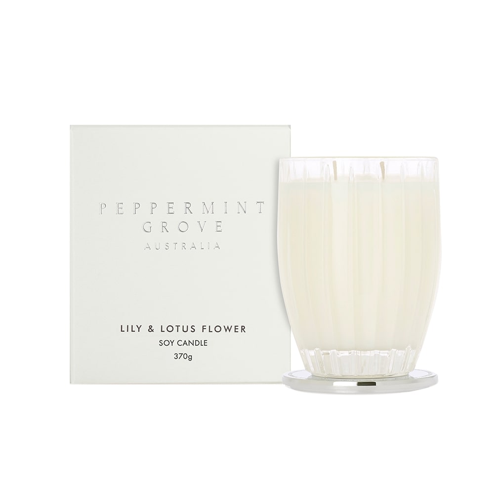 Lily & Lotus Flower Soy Candle 370g