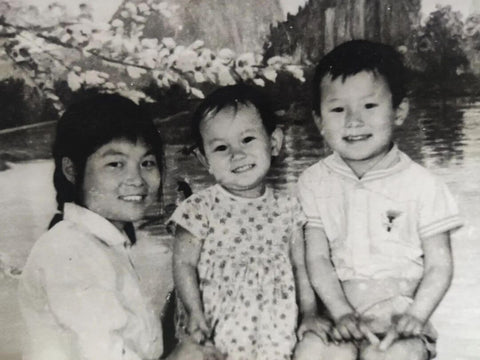 Mrs Wang with her two children