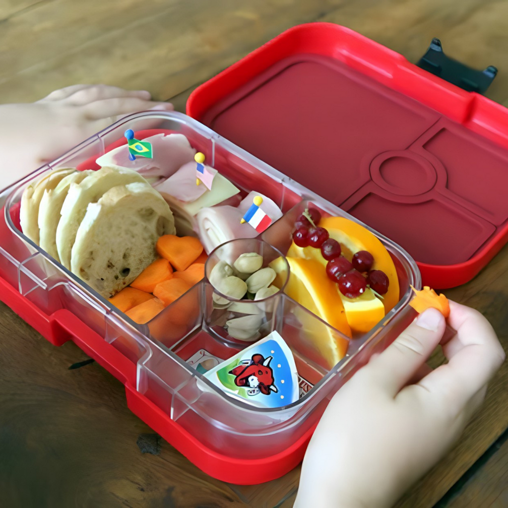 https://cdn.shopify.com/s/files/1/0415/8845/files/YumboxPanino-WowRed_4_1024x1024.png?v=1689043337