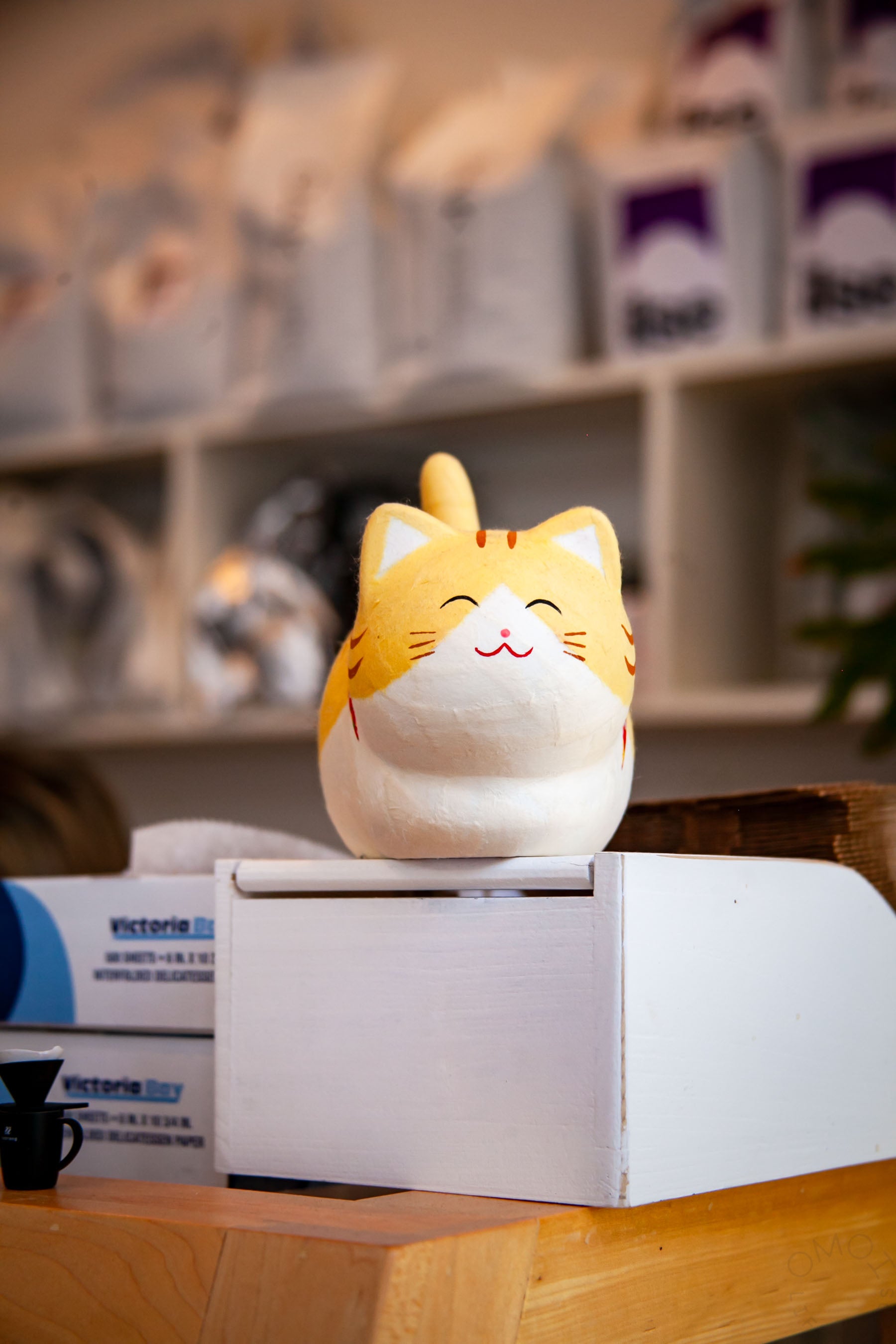 Their cheerful kitty is from our shop.