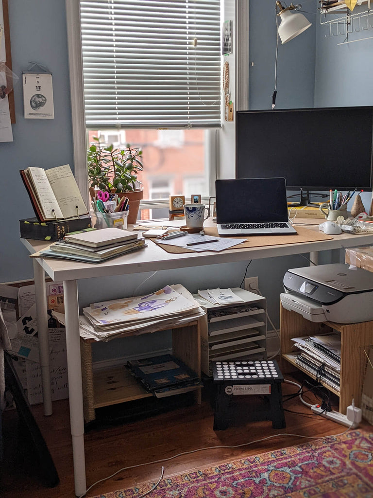 The home desk looking serene.