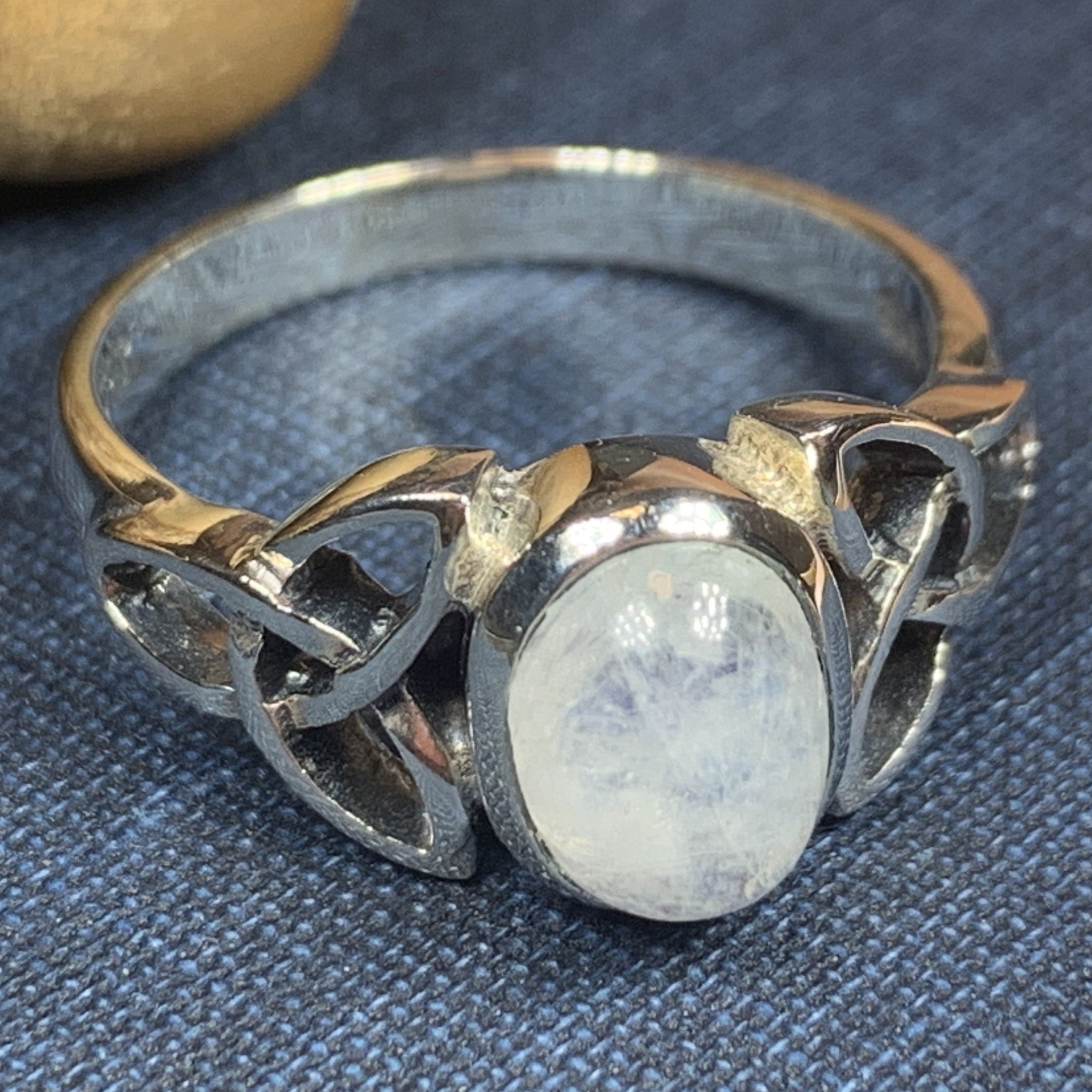 Nina Celtic Knot Ring – Celtic Crystal Design Jewelry