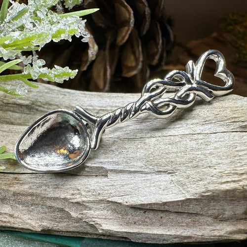 Welsh Loving Arms Love Spoon Necklace