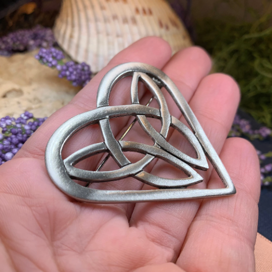 Everheart Celtic Heart Brooch – Celtic Crystal Design Jewelry