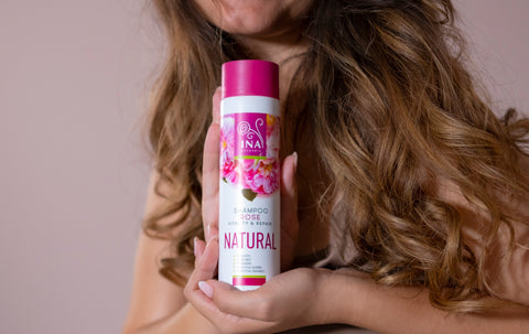 Přírodní růžový šampon InaEssentials