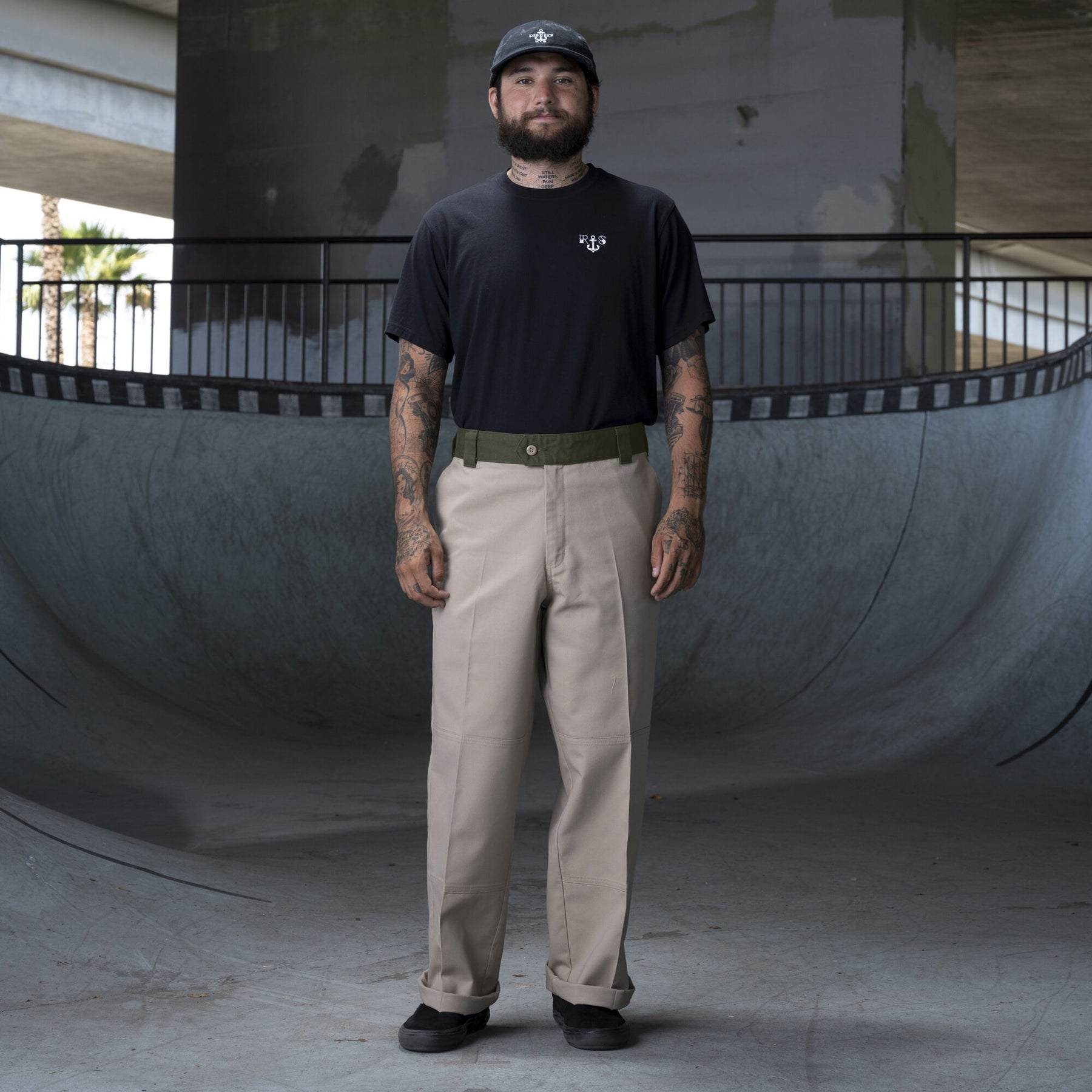 在庫あり 即納】 Dickies Skateboarding ジェイミー フォイ