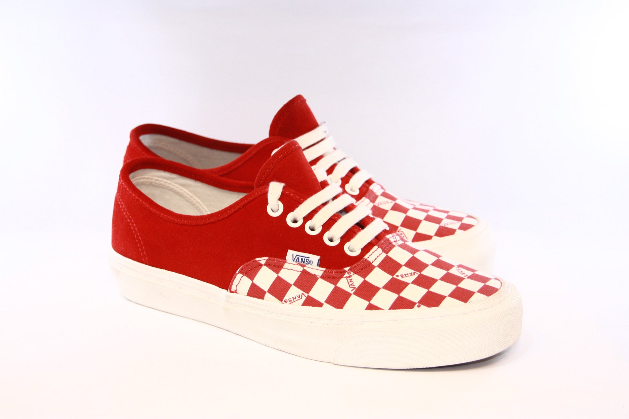 vans vault authentic red