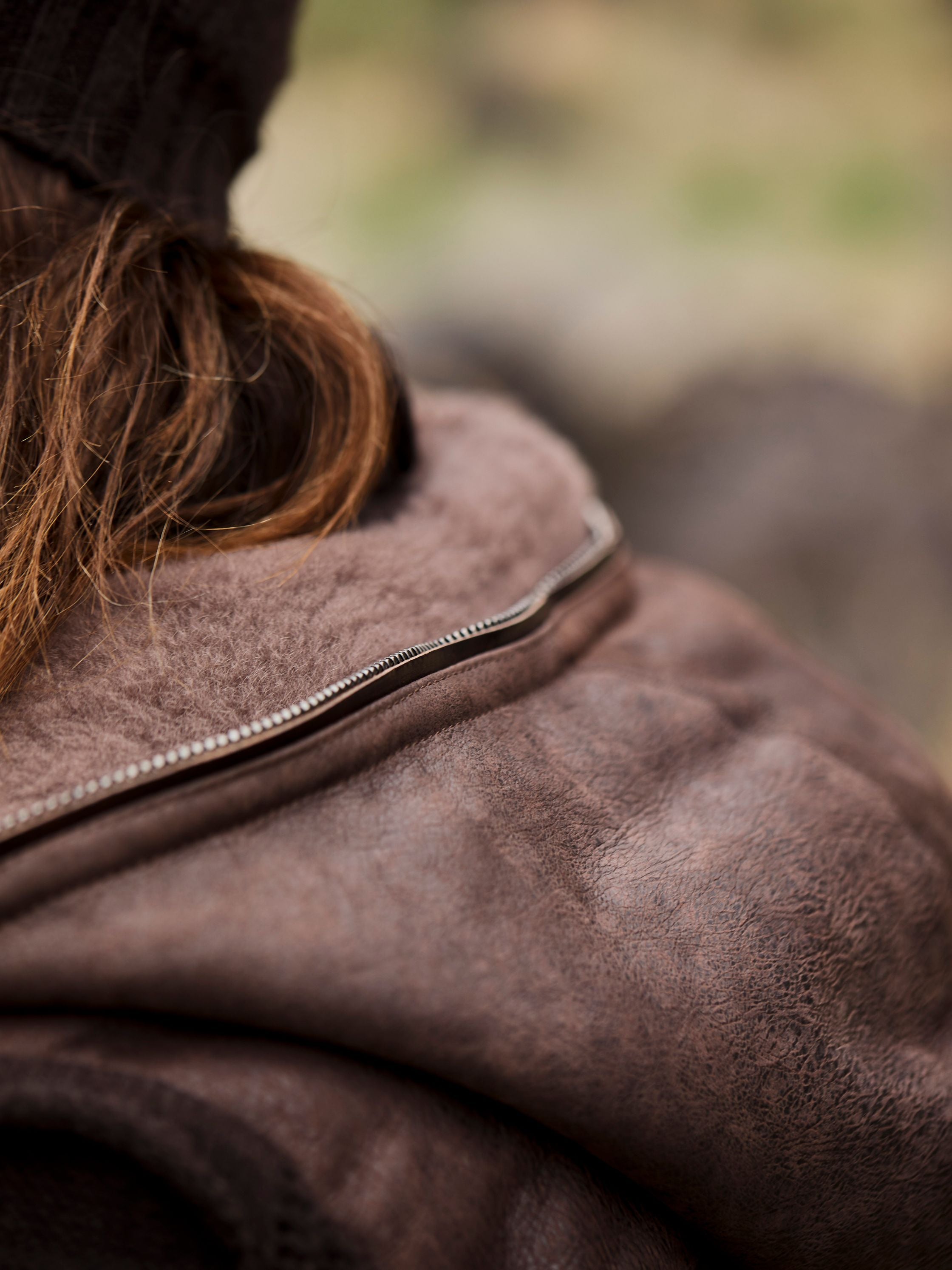 The Spanish fleece-lined hood and body can only be compared to goose down in one’s open hand