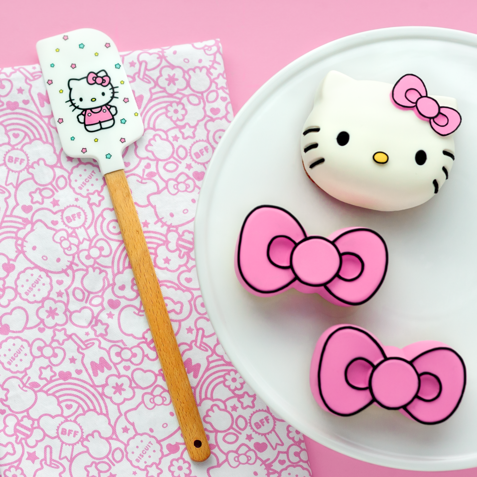 Hello Kitty Holiday Ultimate Baking Party Set