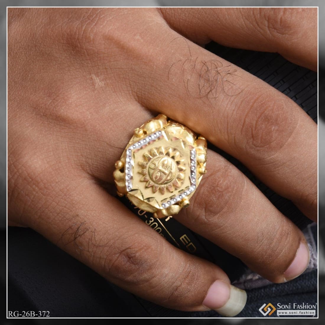 Djula 18kt Yellow Gold Semi Sun Diamond Ring - Farfetch