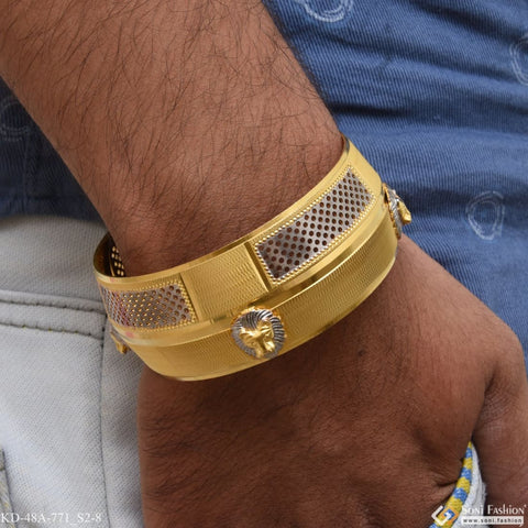 Buy Gold Bracelets For Kids Online | Latest Kids Gold Bracelets Designs |  CaratLane