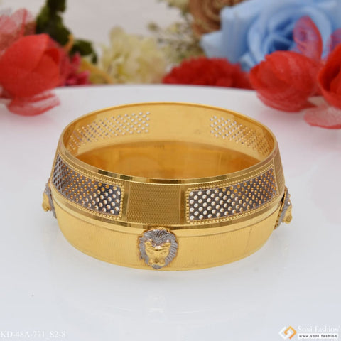 Gold Bracelets For Men - Mens Gold Bracelet Designs Online at Best Prices  in India | Flipkart.com