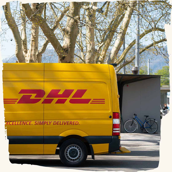 DHL-Zustellfahrzeug