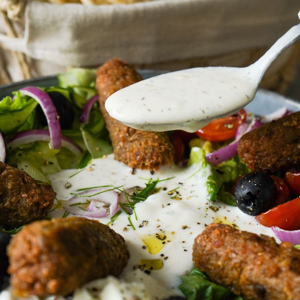 vegane Zaziki Bowl mit Cevapcici