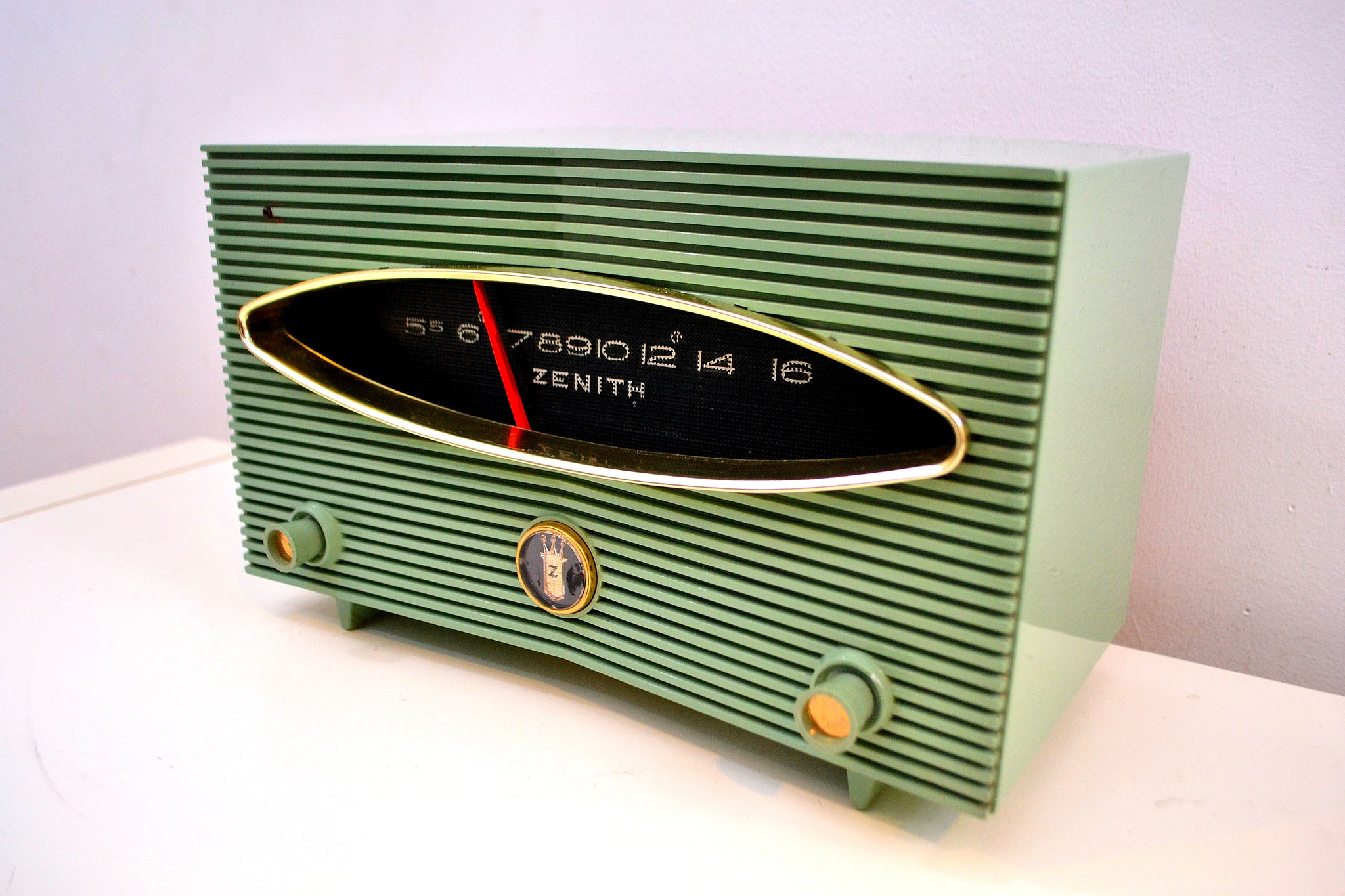 Spruce 1956 Zenith A615F AM Tube Radio Real Looker Sound – Retro Radio Farm