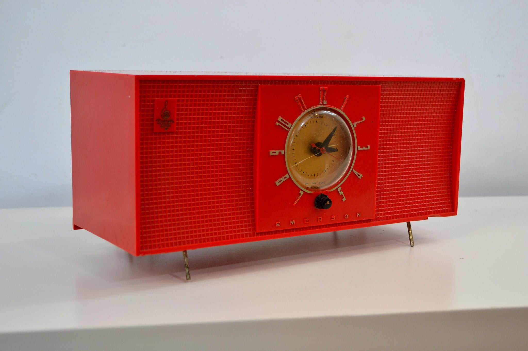 エマーソン　ラジオ時計　1956 Emerson 824 Clock Radio