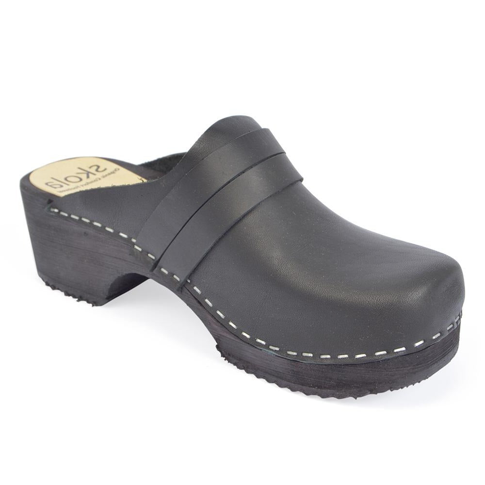 Skola Women's Annika Clog – Model Shoe Renew