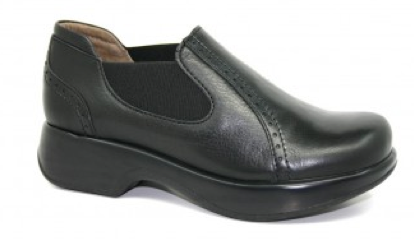 Dromedaris Women's Falcon Slip-Ons – Model Shoe Renew
