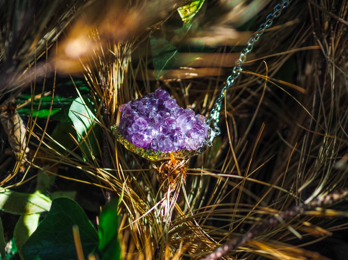 raw amethyst powers