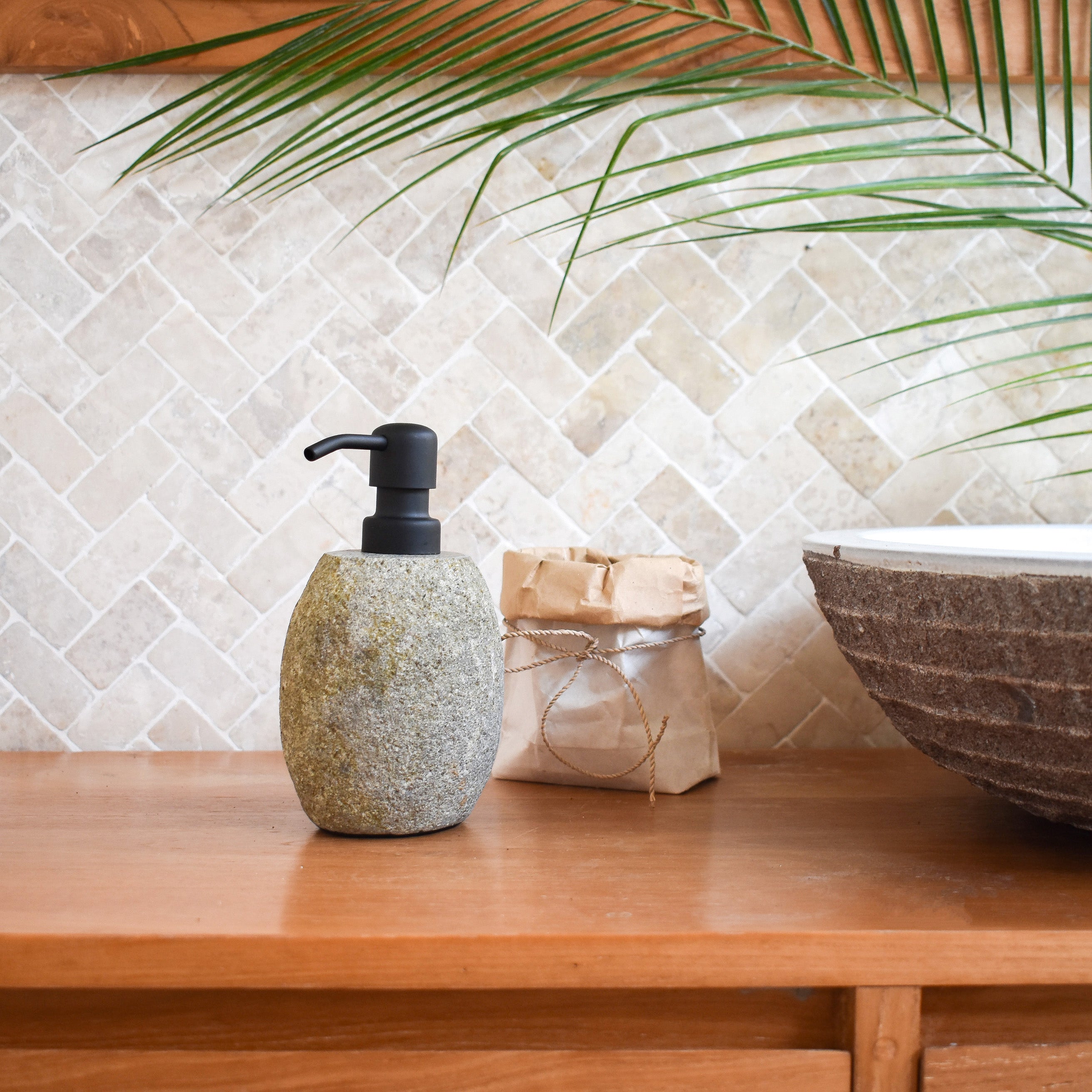 Compra Online Dispensador dosificador jabón baño efecto marmol stone blanco  en nuestra tienda Online de Juegos y Accesorios de Baño — WonderfulHome Shop